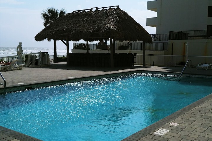 Sundeck 55 of 65
