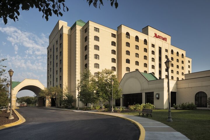 Hotel 3 of 75