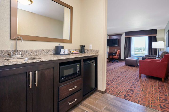 Hampton Inn & Suites Milwaukee / Franklin
