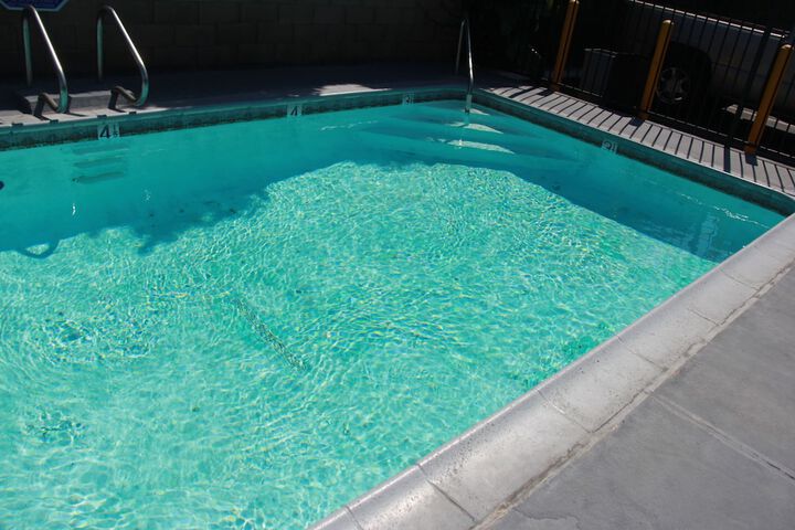 Pool 10 of 89