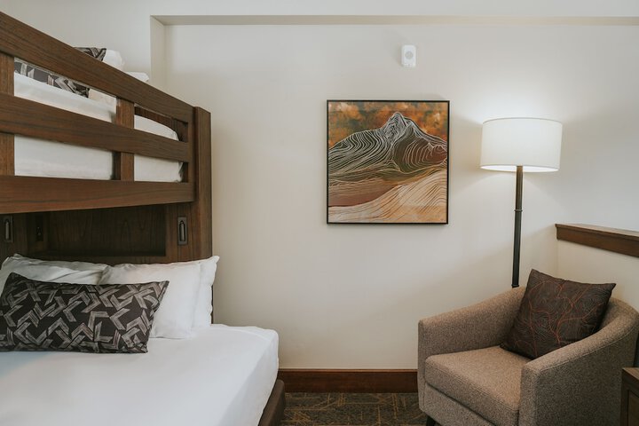 Room 16 of 35