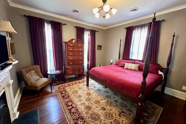 Room 43 of 63