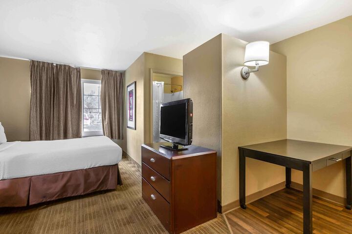 Room 36 of 42
