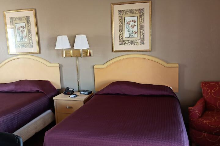 Room 18 of 27