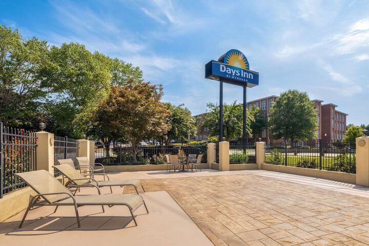 Days Inn by Wyndham Canton