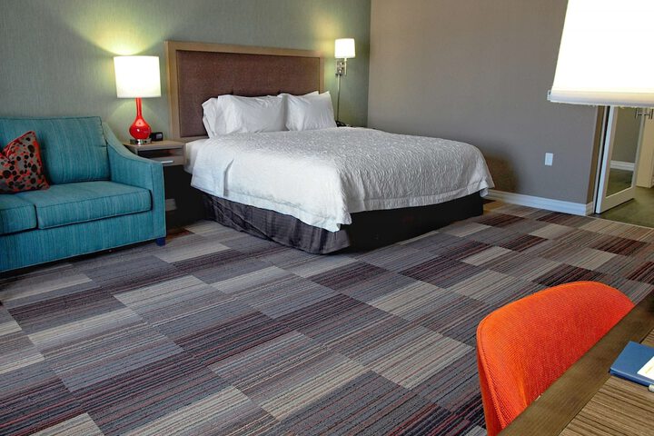 Room 4 of 30