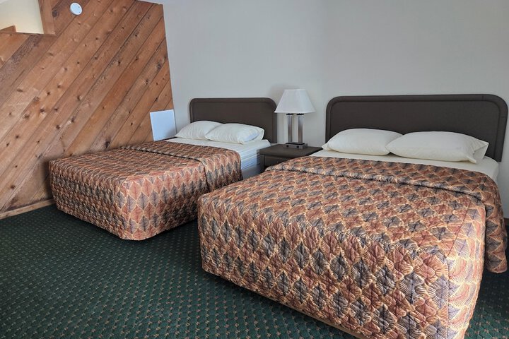 Timber Inn