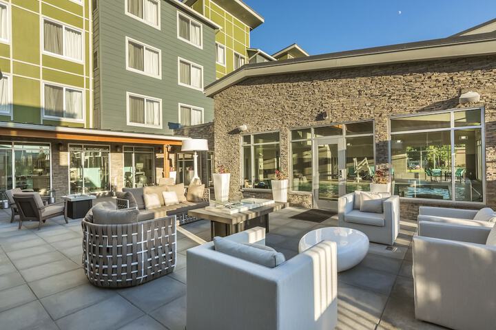 Terrace/Patio 56 of 64