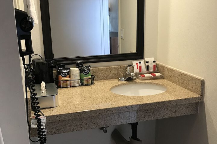 Room 26 of 35