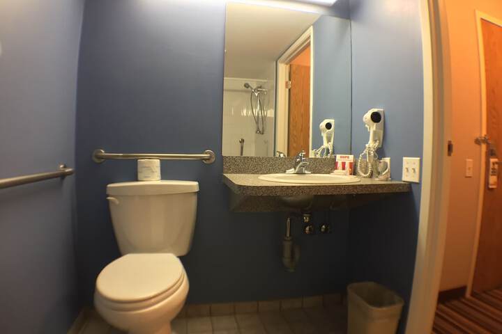 Super 8 by Wyndham Fort Frances