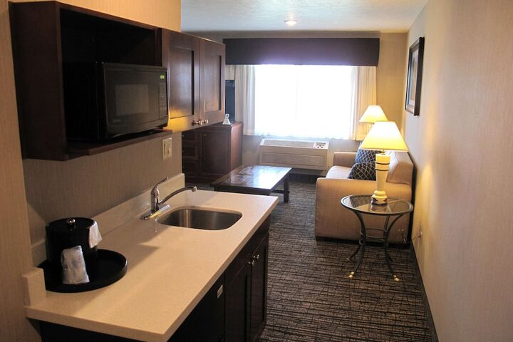 Room 5 of 26