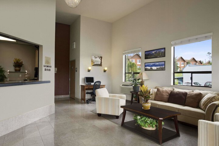Hotel Interior 17 of 46