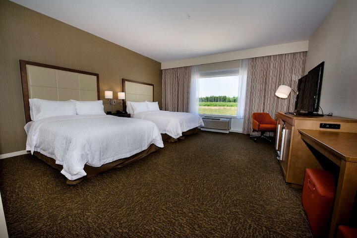 Hampton Inn & Suites by Hilton Truro