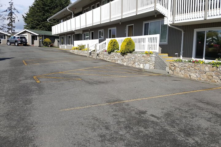 Property Grounds 70 of 73