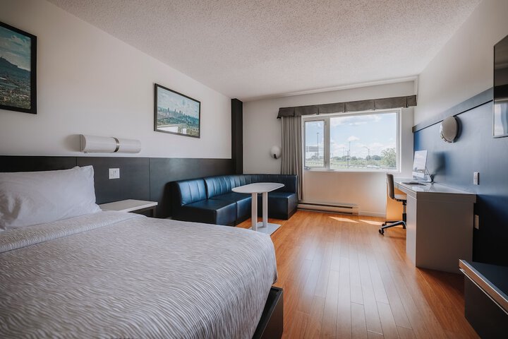 Hôtel Le Dauphin Montréal - Longueuil
