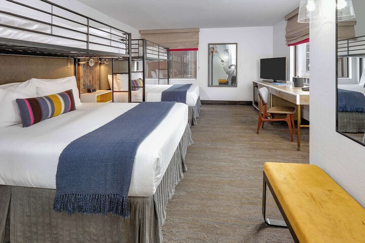 Hotel Becket BW Signature Collection