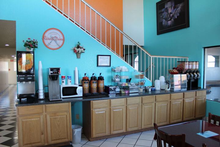 Breakfast/Coffee Service 50 of 59