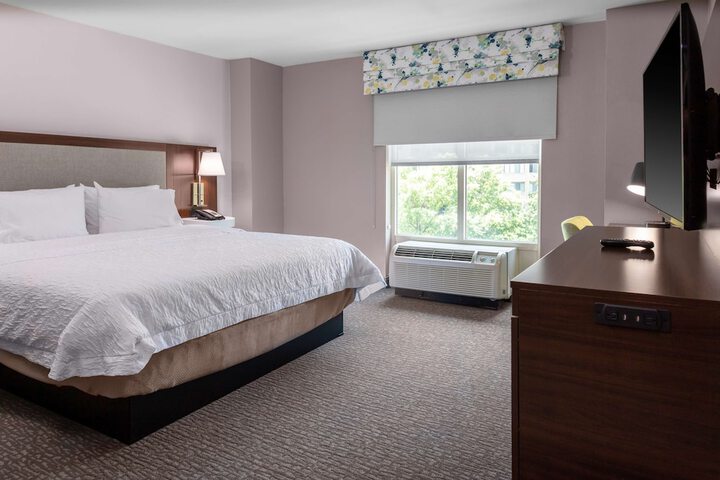 Room 14 of 51