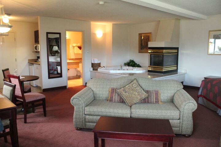 Room 43 of 71