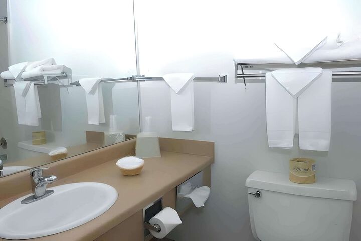 Room 14 of 23