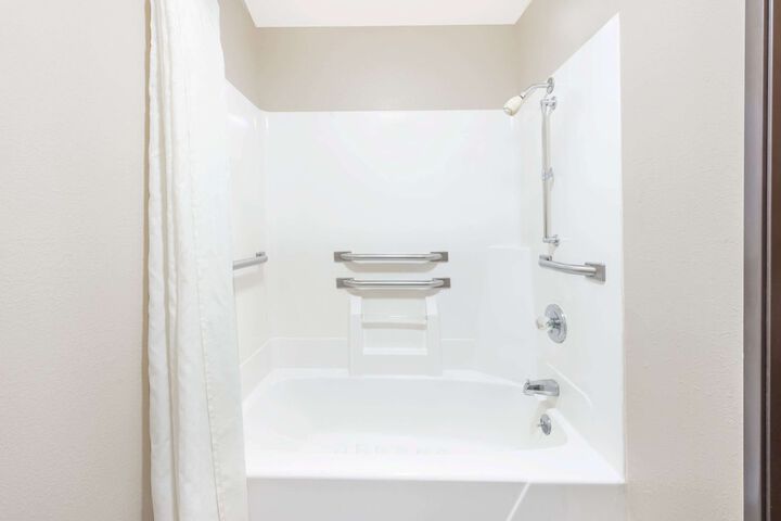 Room 19 of 22