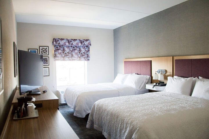 Room 25 of 46