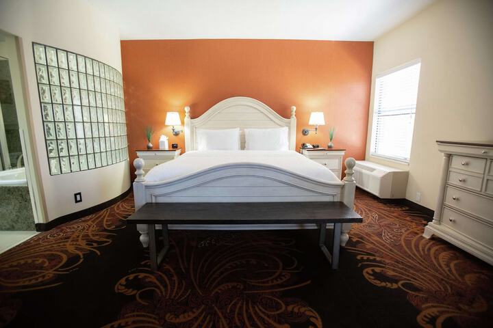 Room 44 of 59