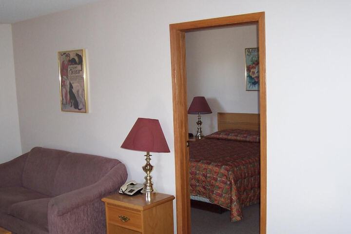 Model a Inn
