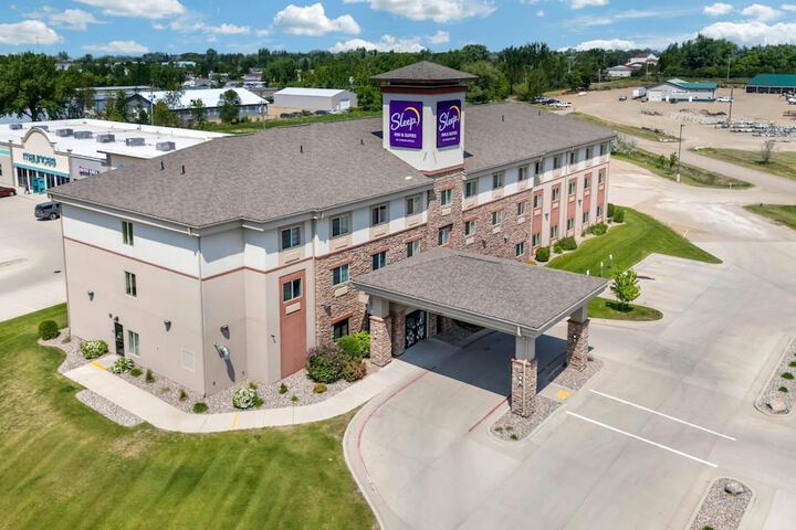 Sleep Inn & Suites Devils Lake