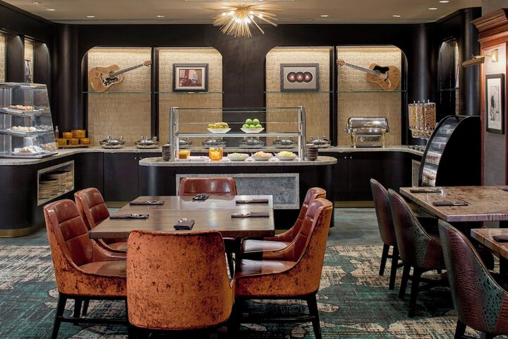 Renaissance Shoals Resort & Spa