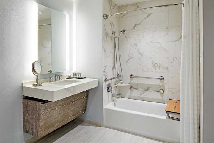 Hotel Paseo Autograph Collection by Marriott