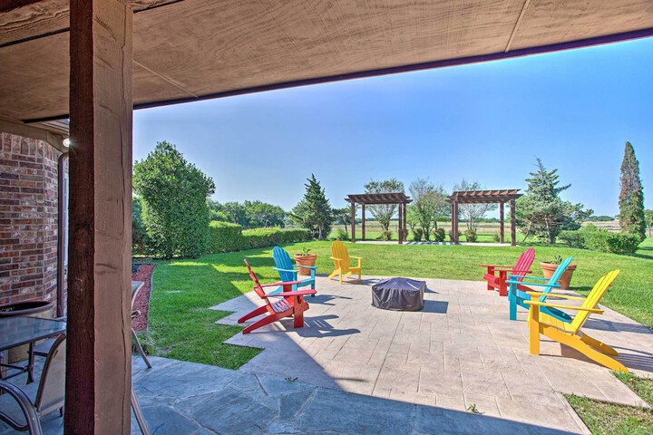 Families Welcome! Lavish Celina Home w / Game Room