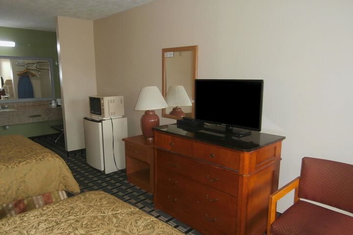 Room 6 of 20