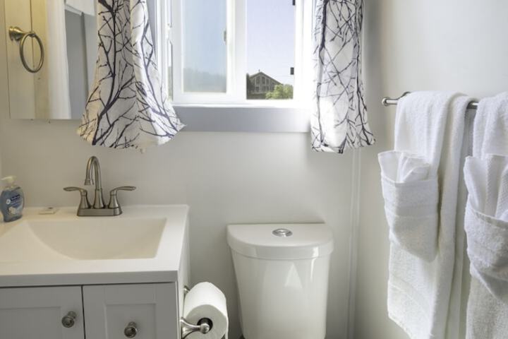 Raines Resort Cabins & RV