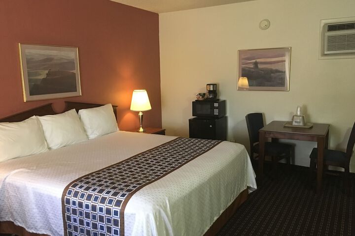 Room 11 of 27