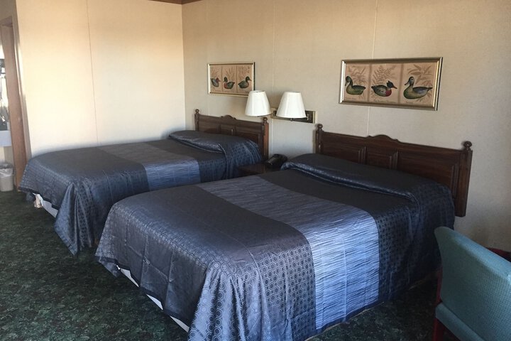 Room 10 of 31