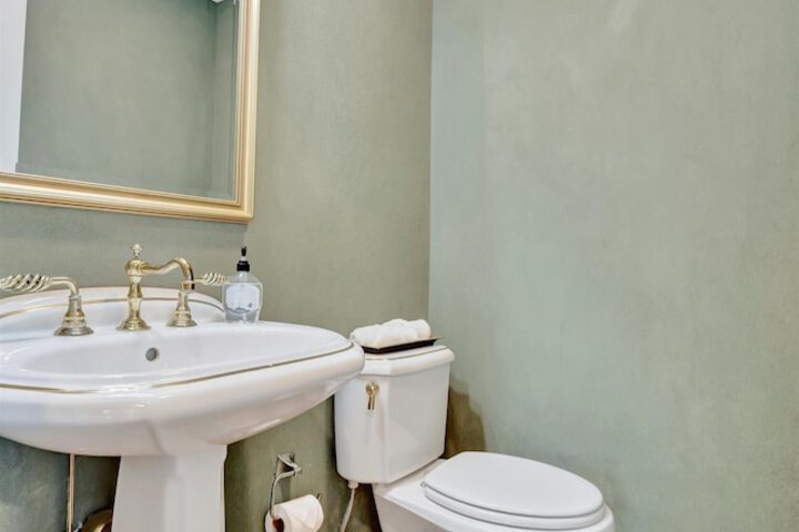 Stones Throw Beachfront Luxury Suites