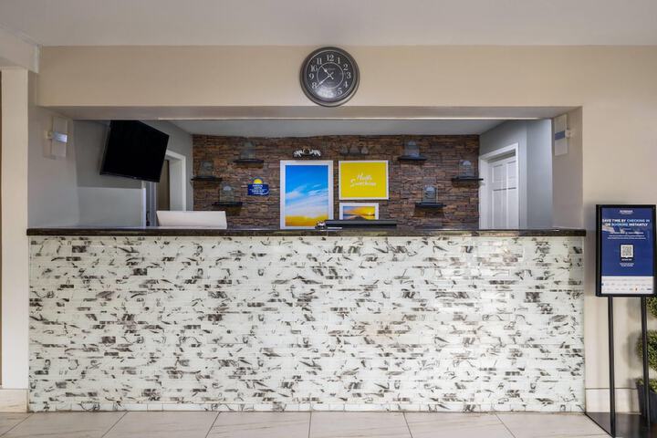 Days Inn by Wyndham Anderson