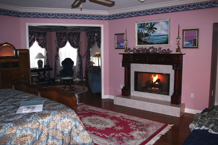Room 48 of 84