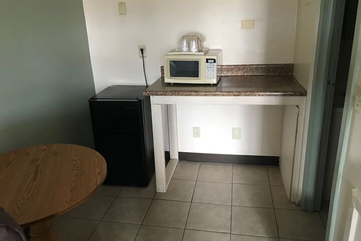 Room 14 of 15