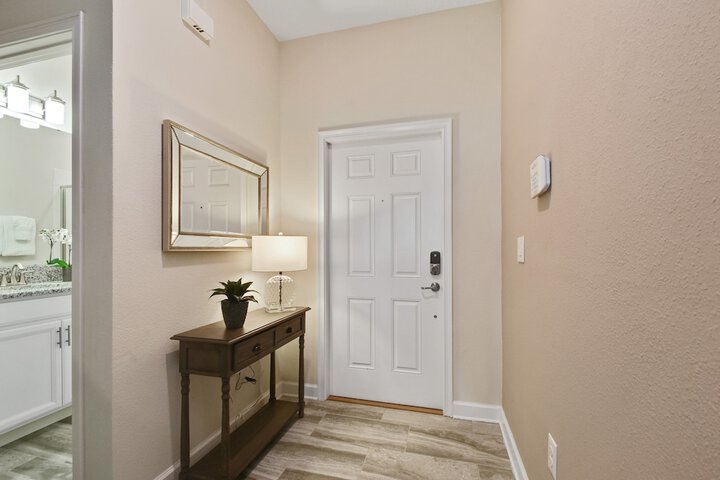 Room 33 of 35