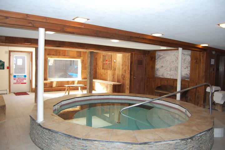 Summit Lodge