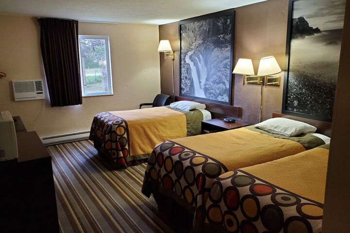 Room 26 of 46