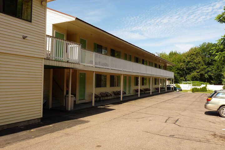 Hotel 2 of 57