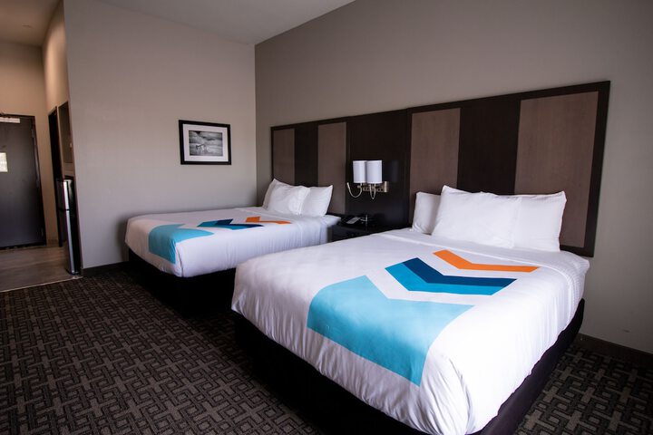 Room 21 of 34