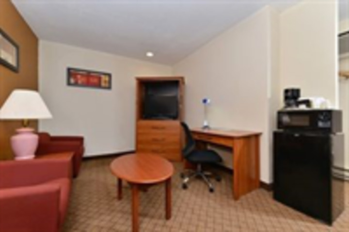 AMERICAS BEST VALUE INN & SUITES