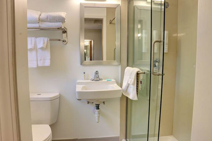 El Sendero Inn an Ascend Collection Hotel