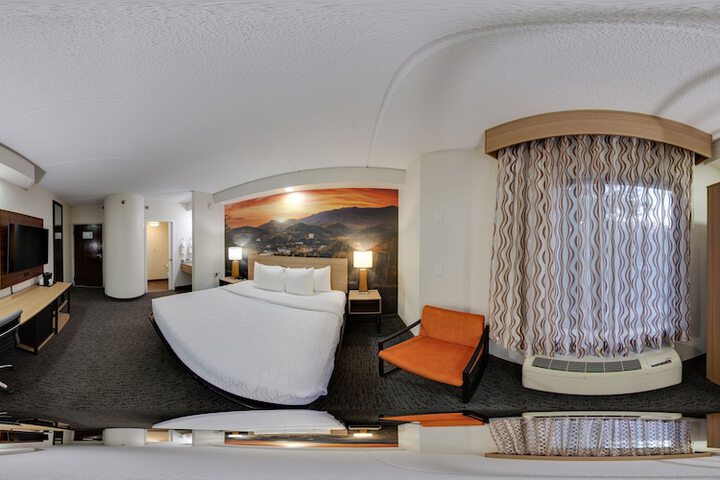 Room 27 of 53
