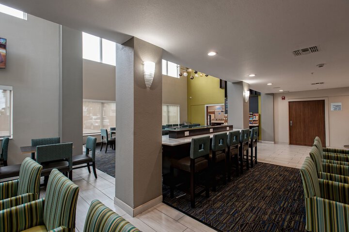 Holiday Inn Express & Suites Port Aransas / Beach Area by IHG
