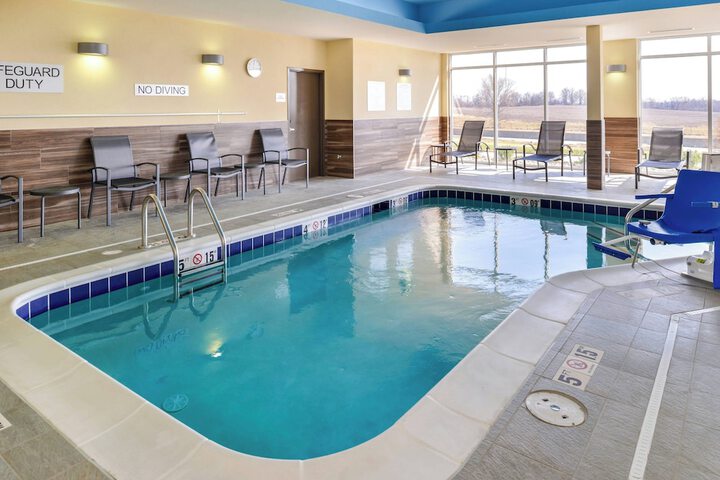 Pool 5 of 25